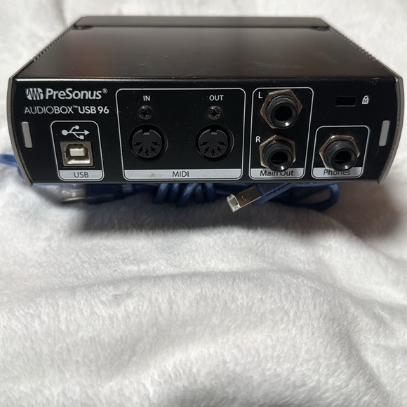 Audio Box 96 - Picture 2 of 5